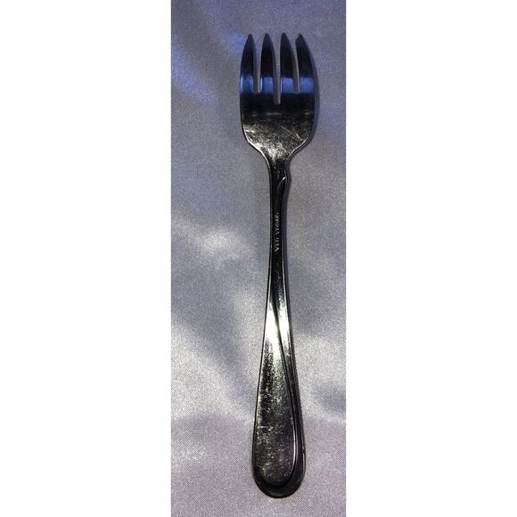 Oneida USA Silverware Replacement Flatware Fork - Picture 2 of 6